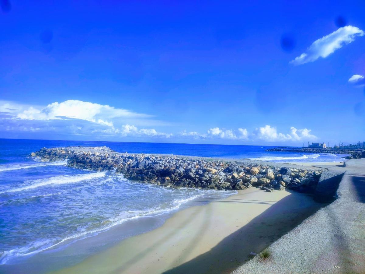Niros Beachfront Aparthotel Kokkini Hani Luaran gambar