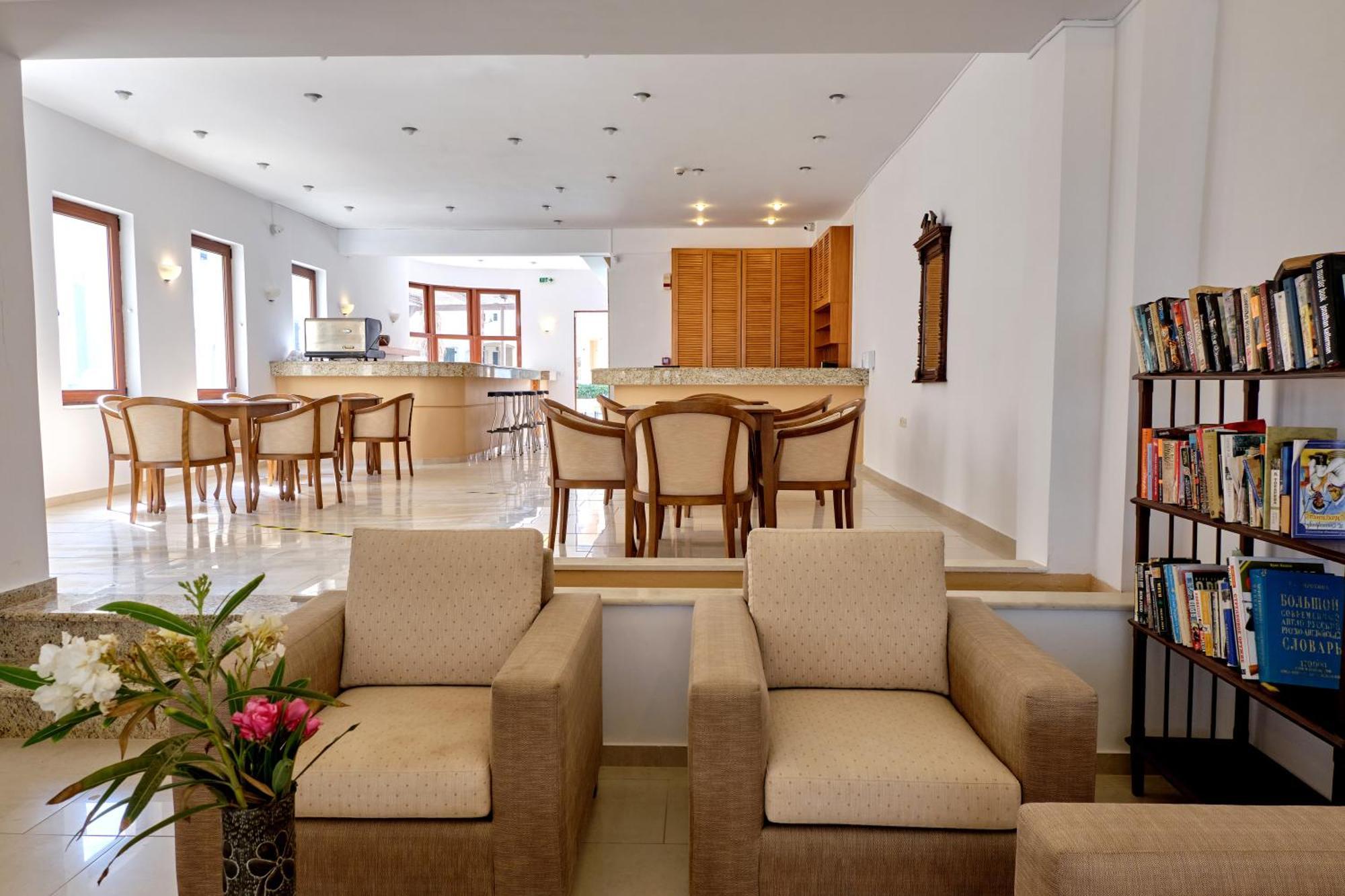 Niros Beachfront Aparthotel Kokkini Hani Luaran gambar