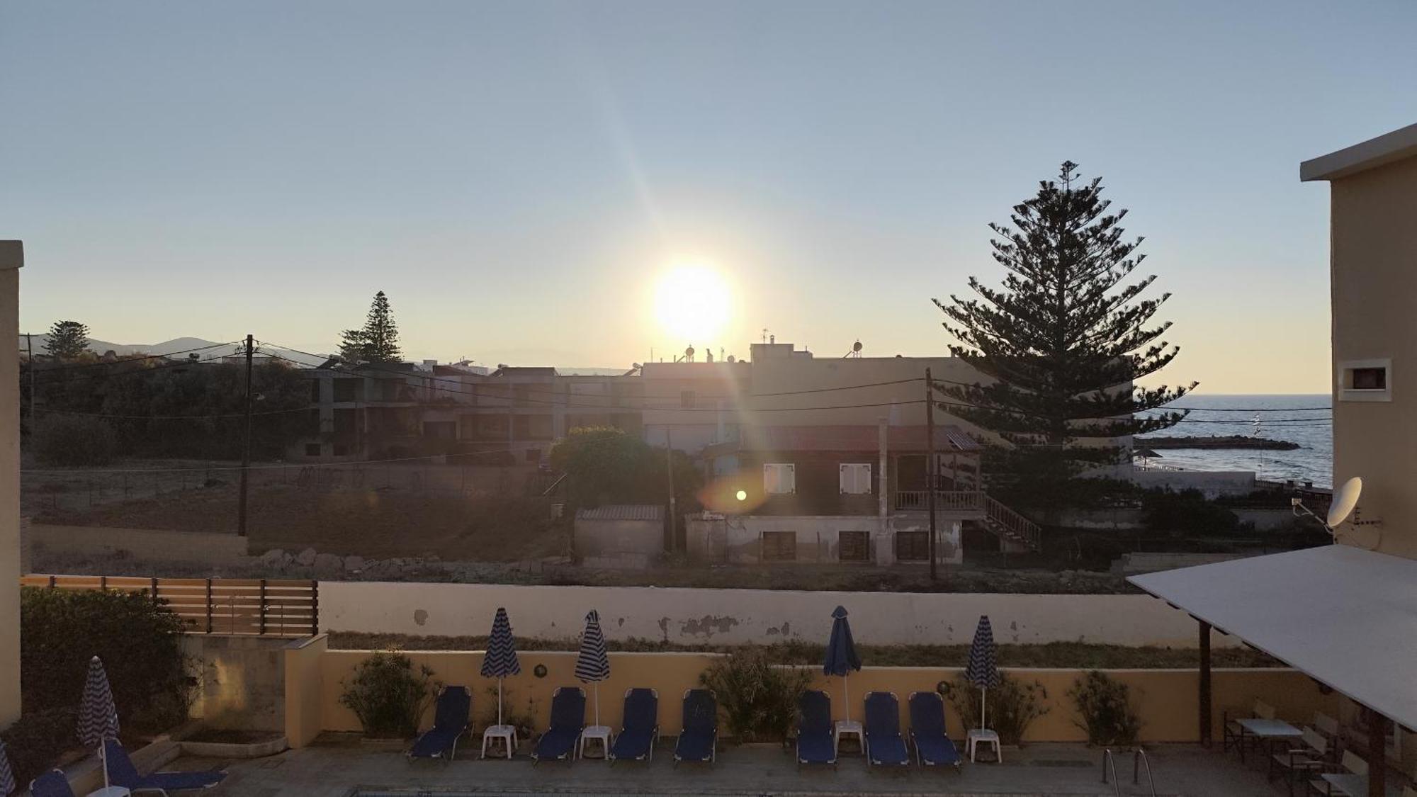 Niros Beachfront Aparthotel Kokkini Hani Luaran gambar